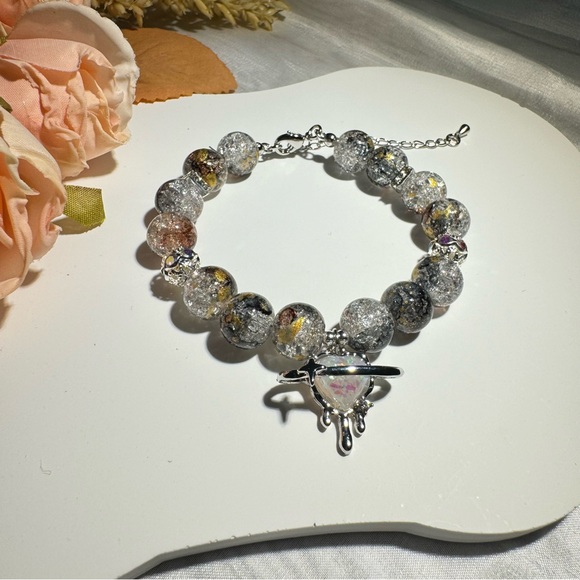 Celestial Heart Bracelet - Picture 4 of 5